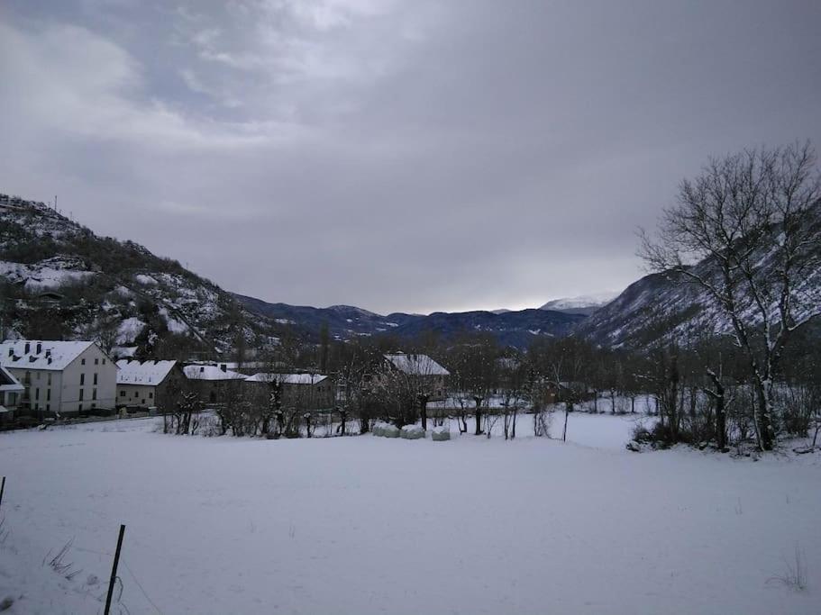 Adosado Con Gran Terraza Villa Villanova Kültér fotó